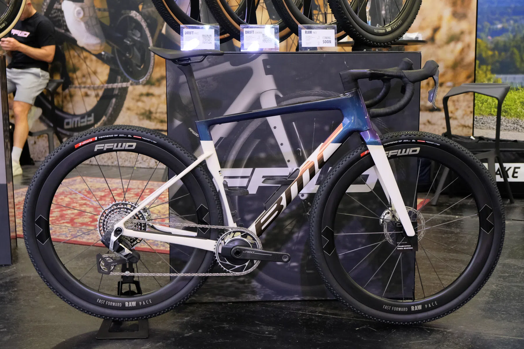 BMC Kaius met FFWD RAW Pace